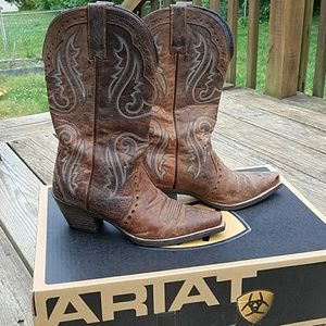 Ariat Heritage Western XToe Leather Cowboy Boots